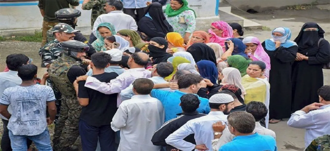 Situation in J-K peaceful ahead of Eid ul-Adha, people to be allowed to offer prayers 