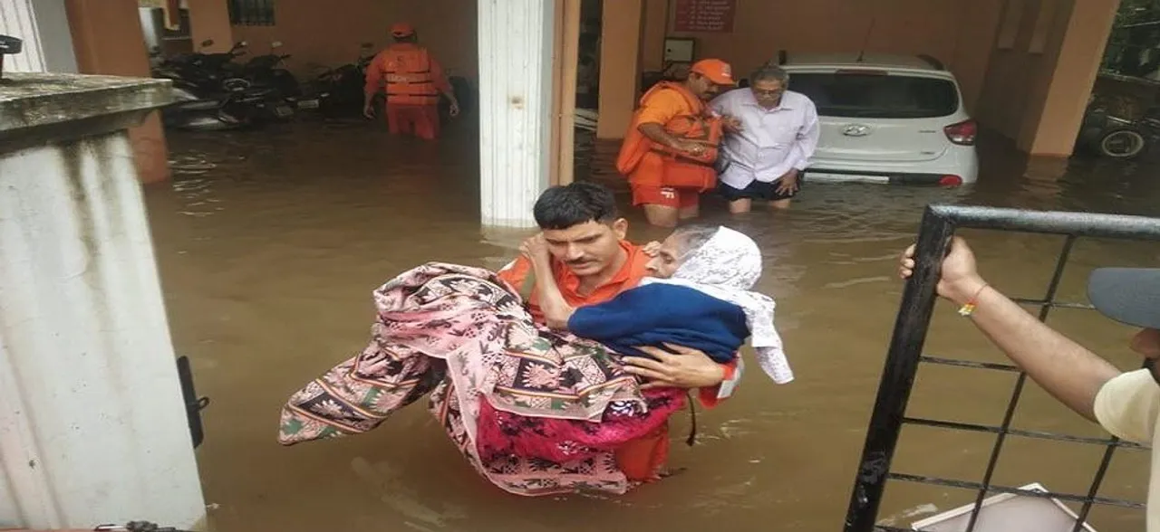 Flood death count crosses 200 in four states, rescue operations stepped up 