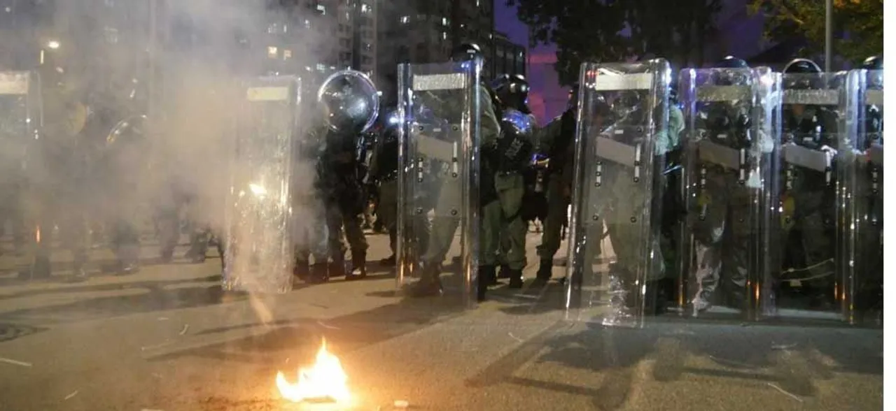 Hong Kong: Protesters vow huge rally despite Beijing threats