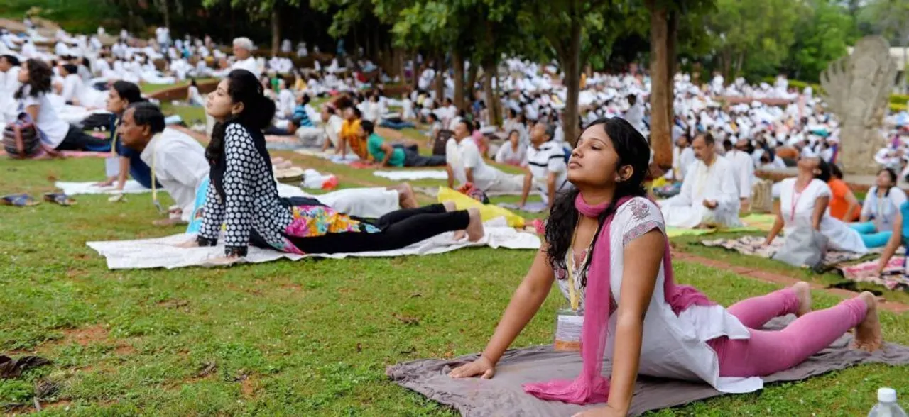 IIMs, IITs in UP to include Yoga course in their curriculum