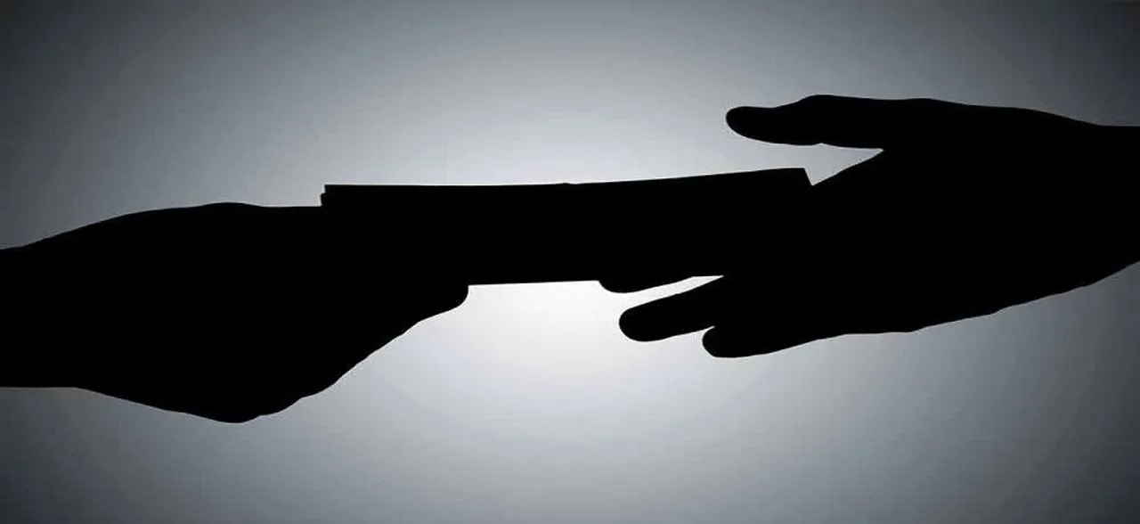 VIDEO shows Gujarat BJP corporator Pulkit Vyas 'taking bribe' from builder