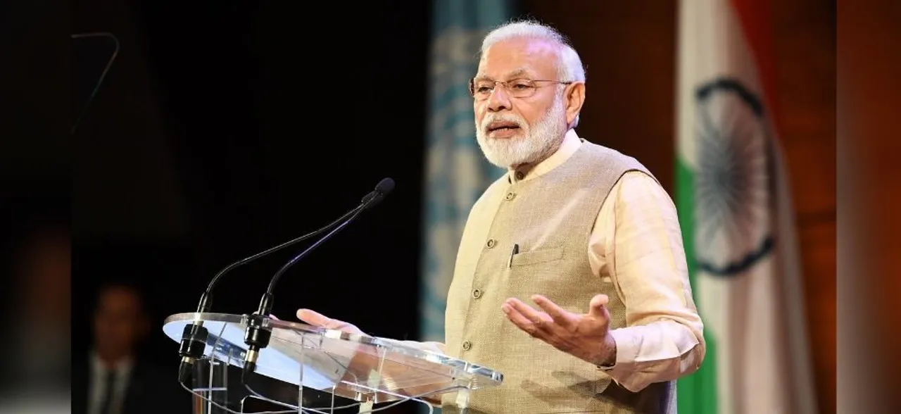Amid 'Modi, Modi' chants, PM gives 'IN+FRA' mantra in Paris 
