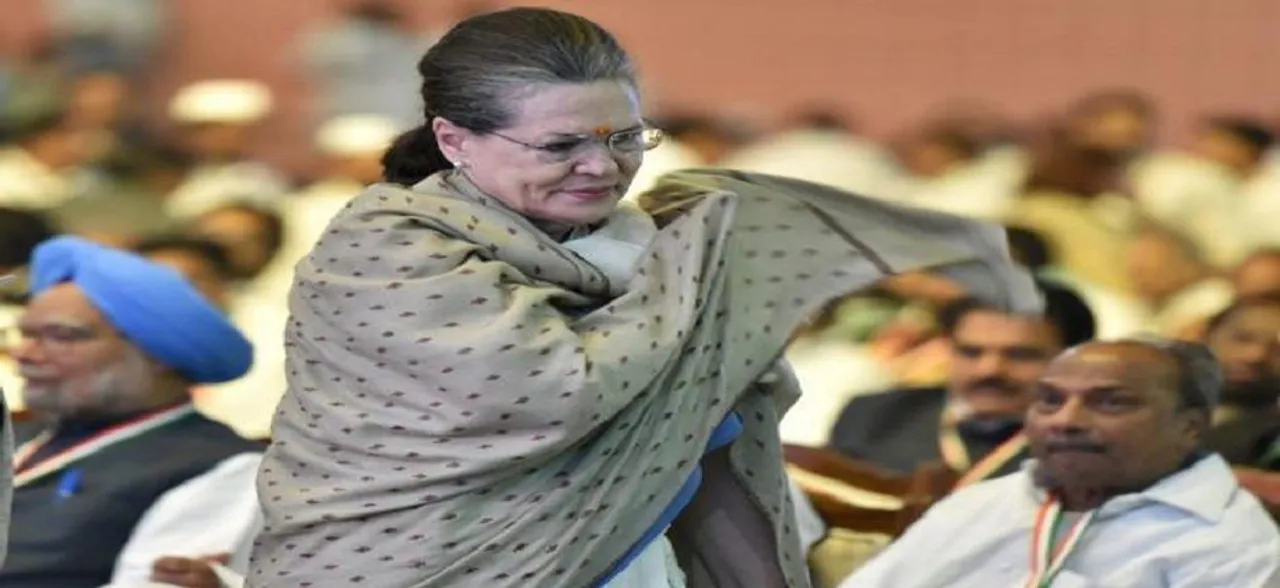 Sonia Gandhi gives nod to Left-Congress alliance in West Bengal