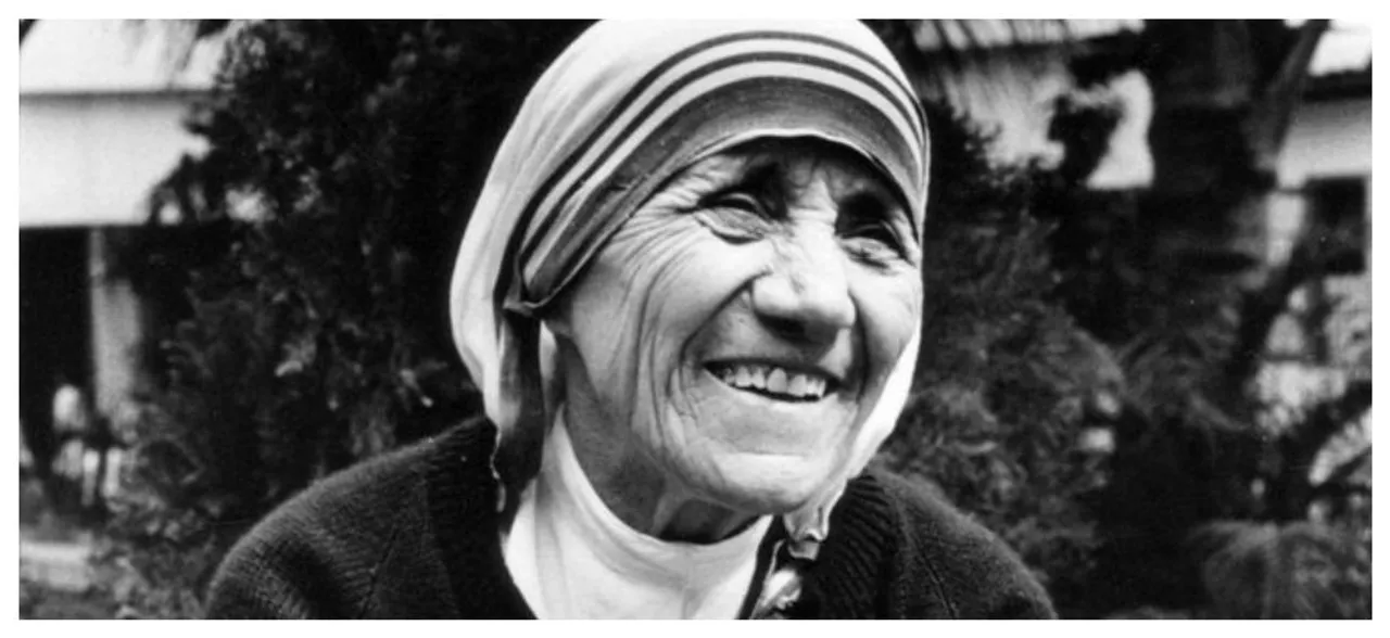 Mother Teresaâ€™s 109 birth anniversary: Most beautiful quotes on â€˜loveâ€™ by the saint