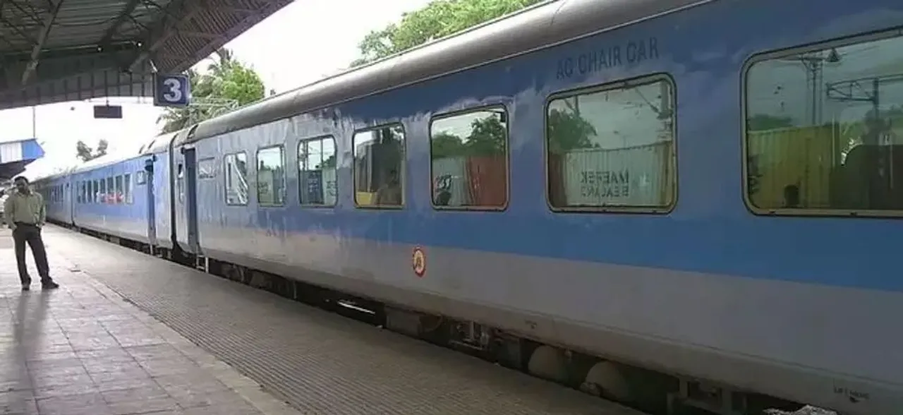 Railways to offer up to 25 per cent discount on some Shatabdi, Tejas trains: Official