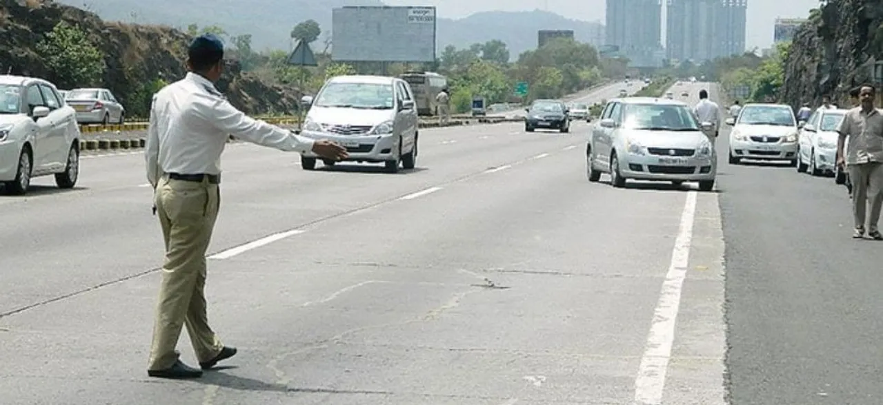 Motor Vehicles Amendment Act 2019 Comes Into Effect: Hereâ€™s How Much You Will Have To Pay For Violating Traffic Rules