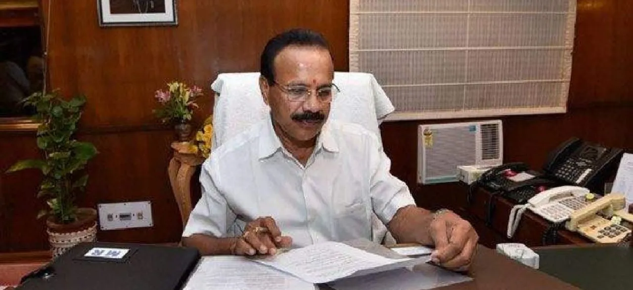 Current Economic Situation Challenging, Says Modiâ€™s Minister Sadananda Gowda