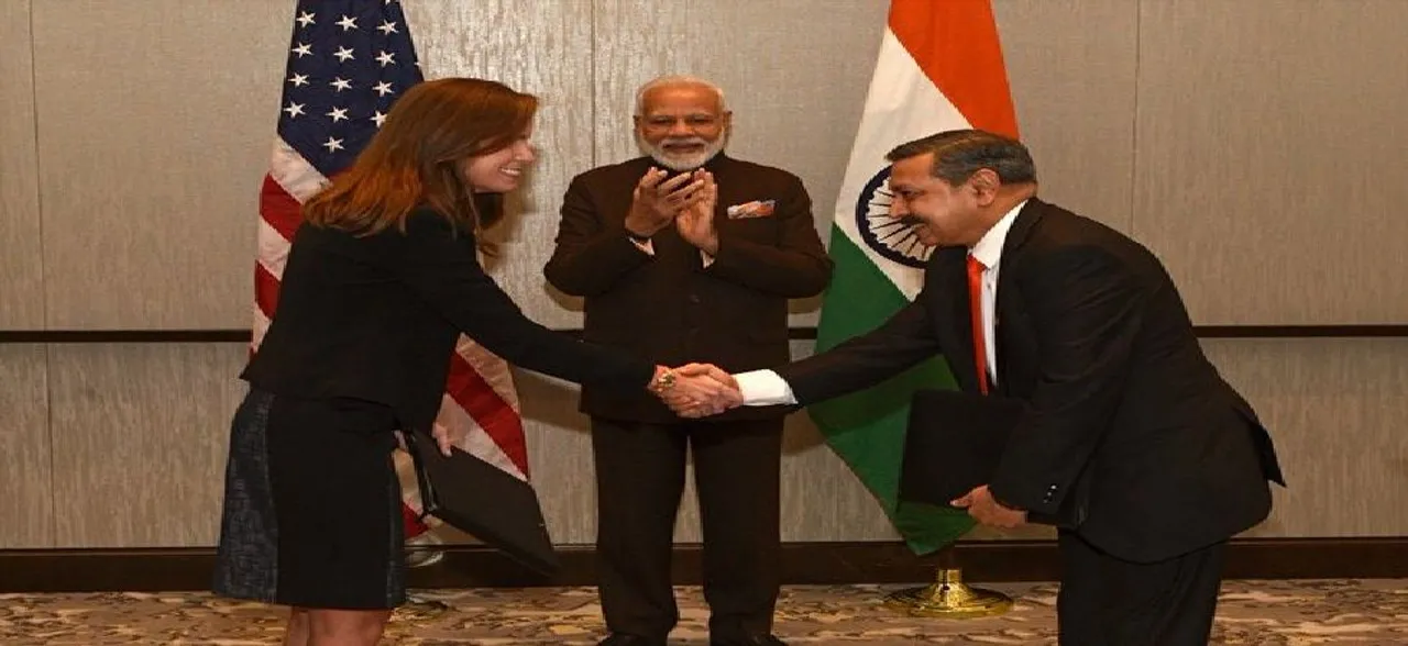 After PM Modiâ€™s Meeting With Energy CEOs, Petronet Signs MoU With US Firm Tellurian