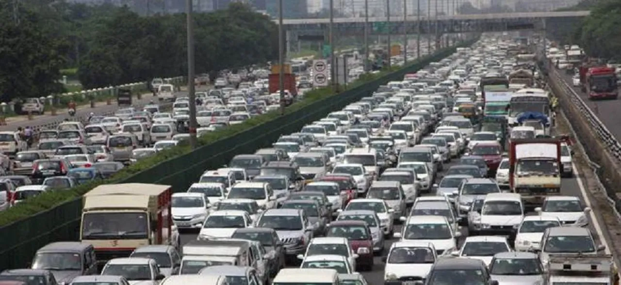 Delhi Traffic Police Advises People To Avoid Stretch From AIIMS To Dhaula Kuan