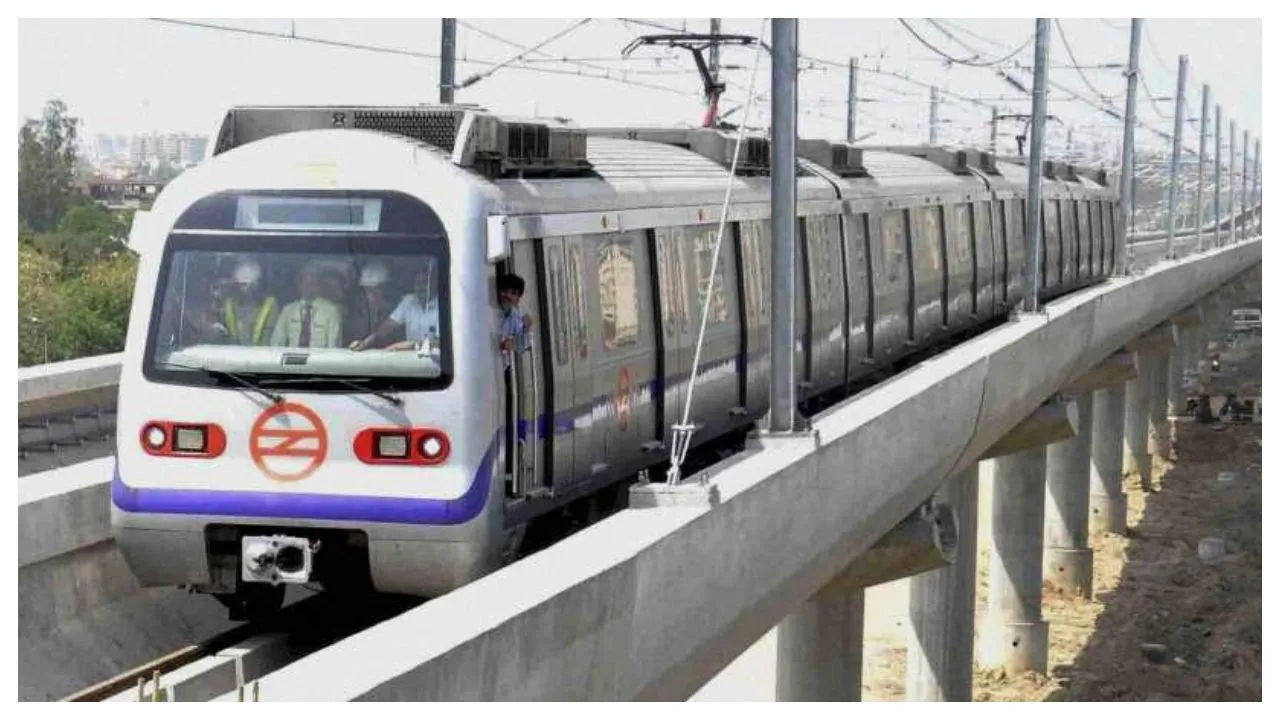 Delhi Metro Planning Ban On Single-Use Plastic On Its Premises
