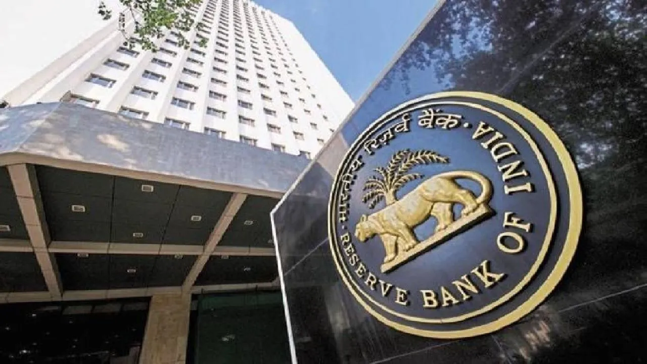 Govt May Seek Rs 30,000 Crore Interim Dividend From RBI: Sources