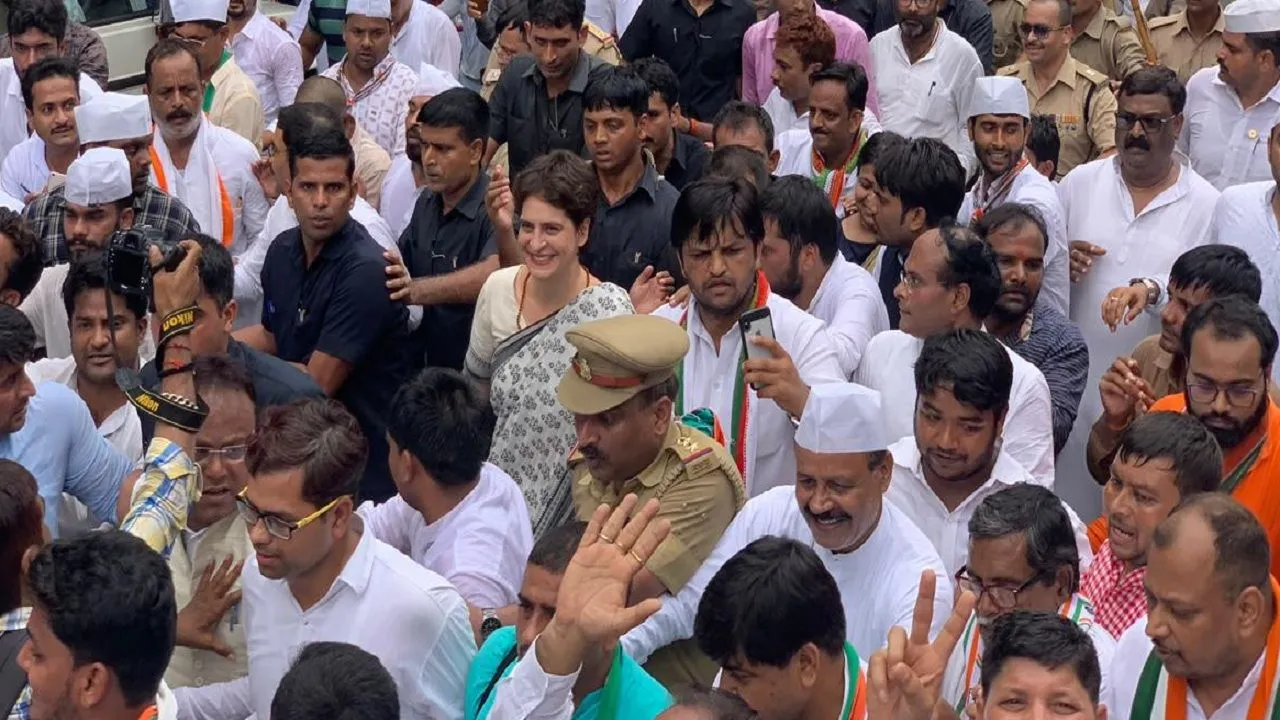 BJP Should First Pursue Path Of Truth And Then Talk About Mahatma Gandhi: Priyanka