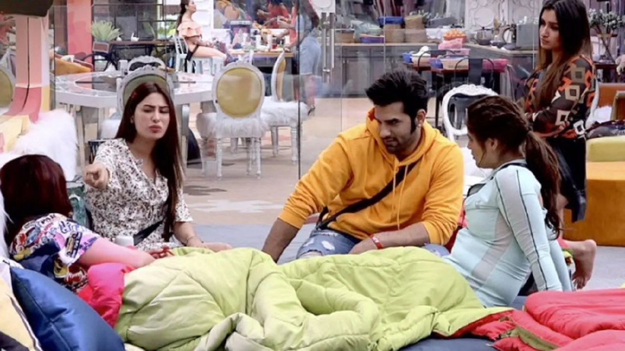 Bigg Boss 13, Day 6, Highlights: Shehnaaz Gill, Mahira Sharma Enter Into Verbal Brawl Over Paras?