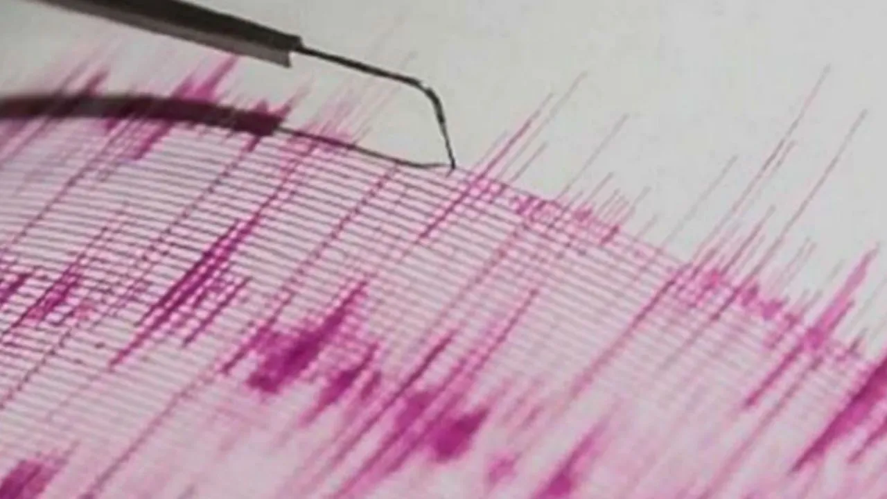 Fake News Sparks Panic Among Indonesia Earthquake Victims