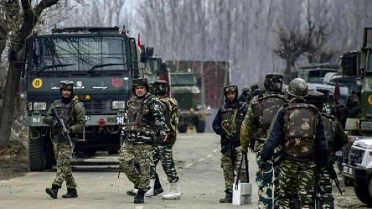 Encounter Under Way In Jammu And Kashmirâ€™s Pulwama, Terrorist Killed