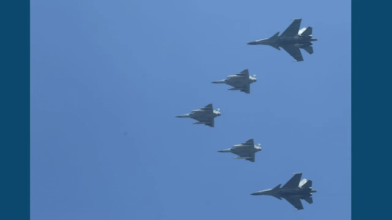 Pakistan's Claim Of Shooting Down Indian Fighter Jet Busted, IAF Flies Same Sukhoi During Air Force Day