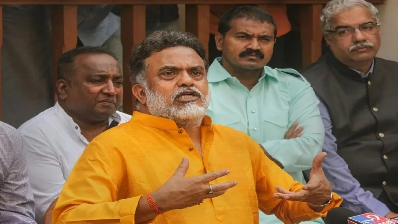 'Shastra Puja' Canâ€™t Be Called A 'Tamasha', Mallikarjun Kharge Is An Atheist: Sanjay Nirupam