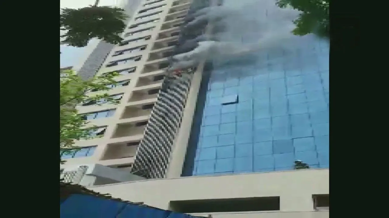 Fire Breaks Out At Commercial Building In Mumbai's Andheri
