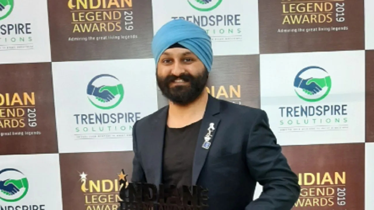 Manu Singh Felicitated With Philanthropist & Cricket Ambassador Award