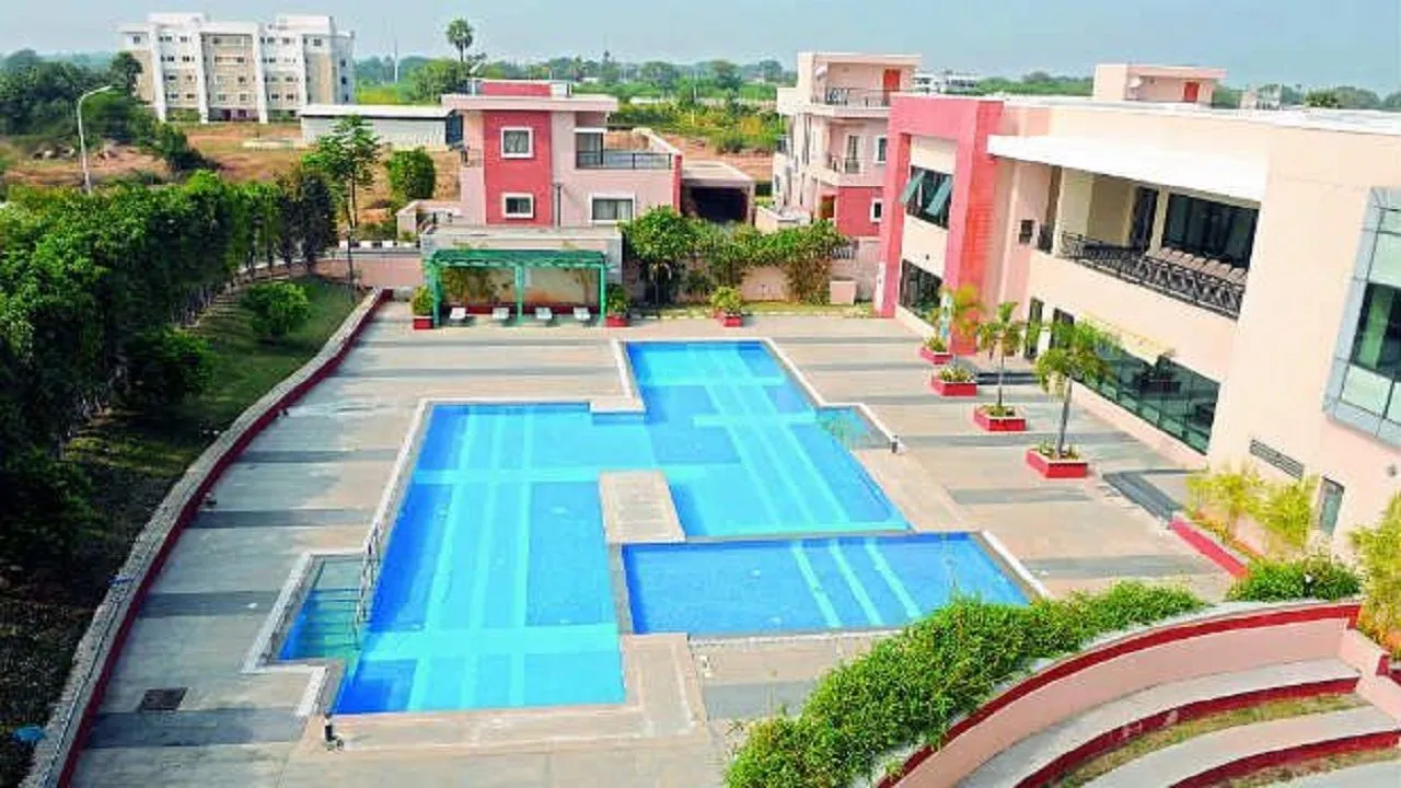 Swimming And Water Safety Training Should Be Mandatory Part Of School Curriculum: Experts