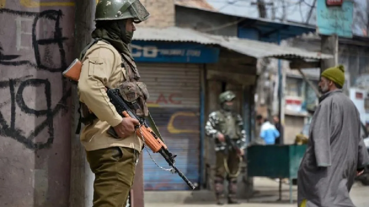 Jammu And Kashmir: Hours After Mobiles Restored, SMS Services Blocked