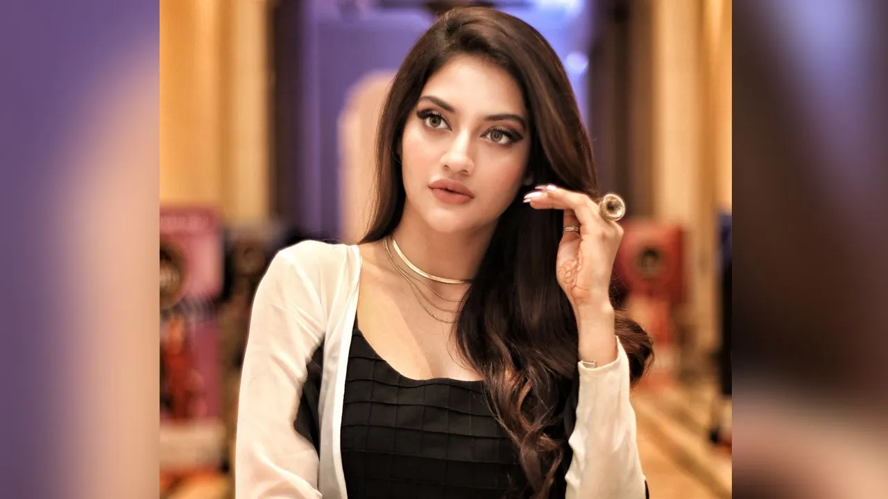 FACT CHECK: No, Itâ€™s Not Nusrat Jahan Doing Dhunuchi Dance In This Video