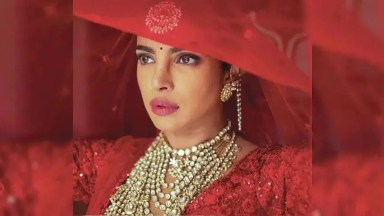 Priyanka Chopra Shares Karwa Chauth Picture Decked in â€˜Sindoorâ€™; Fans Ask, â€œWhere Is Nickâ€™