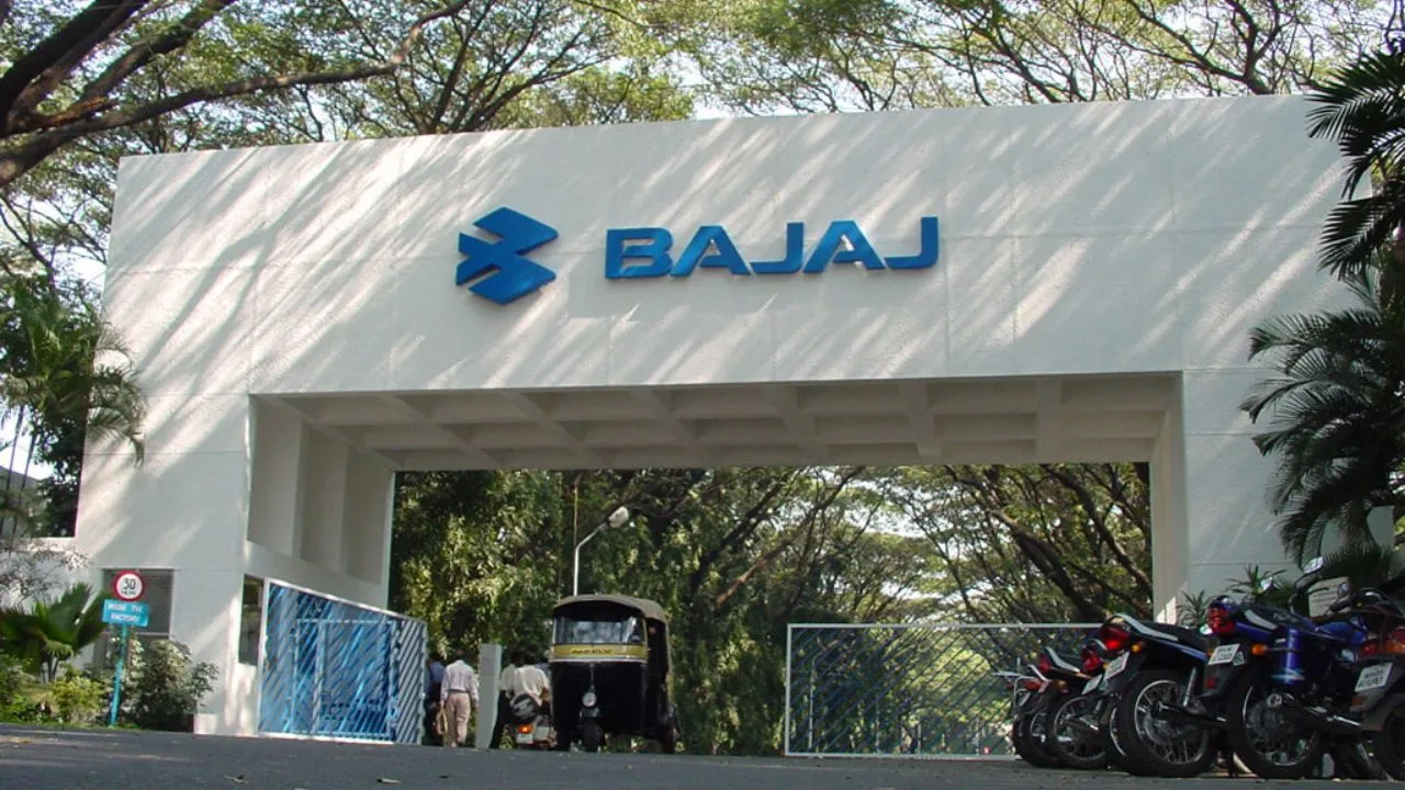 Two-Wheeler Exports Rise 4 Per Cent In April-Sep, Bajaj Auto Leads The Pack