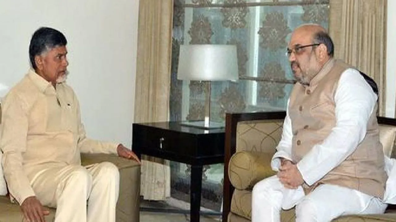 Chandrababu Naidu Wishes Amit Shah HBD, He Responds, Twitterati Speculate