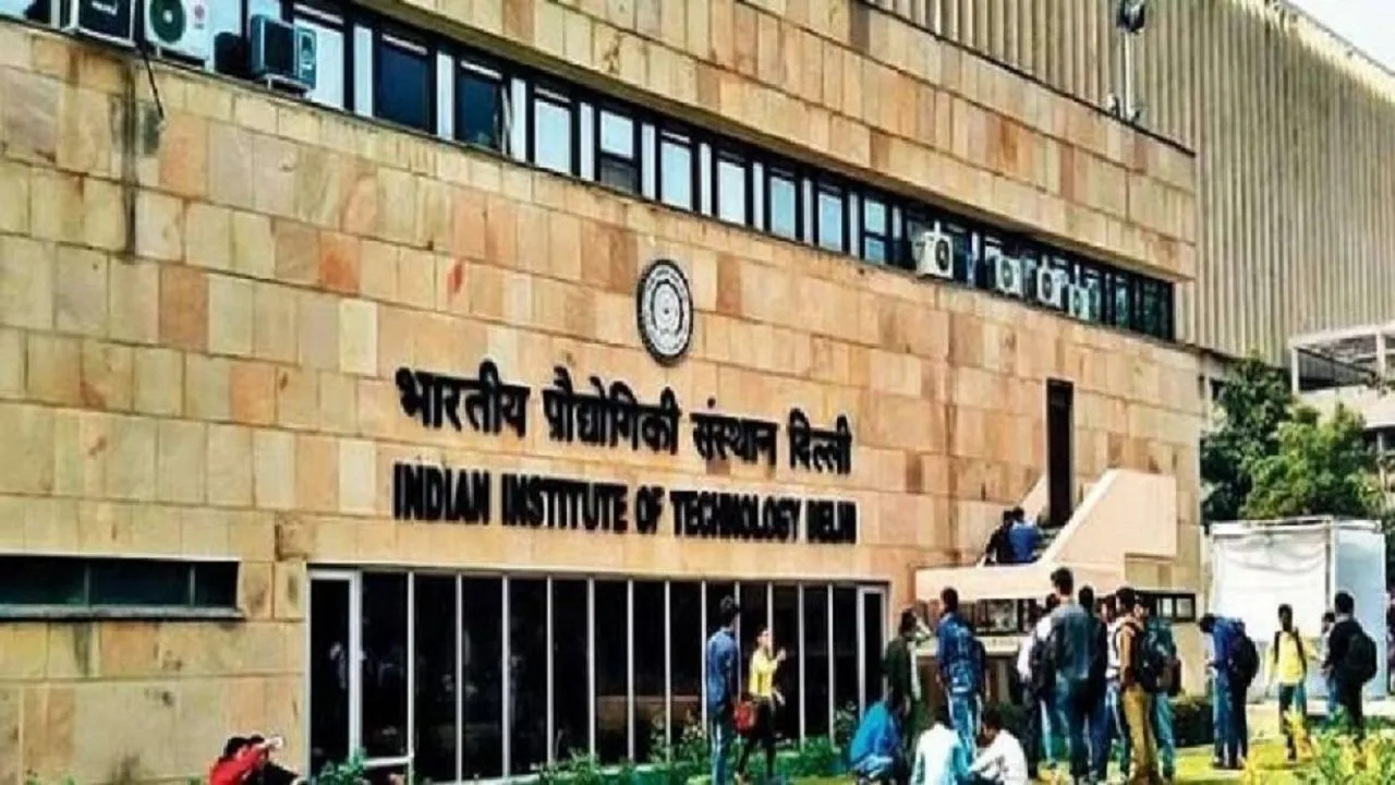 IIT Researchers Developing Innovative Solutions For Waste Management