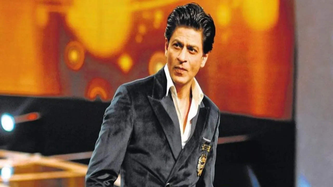 Shah Rukh Khan Reveals He Never Thought He Will Be An Actor; Wanted To Own Theatre In Five Star Hotel