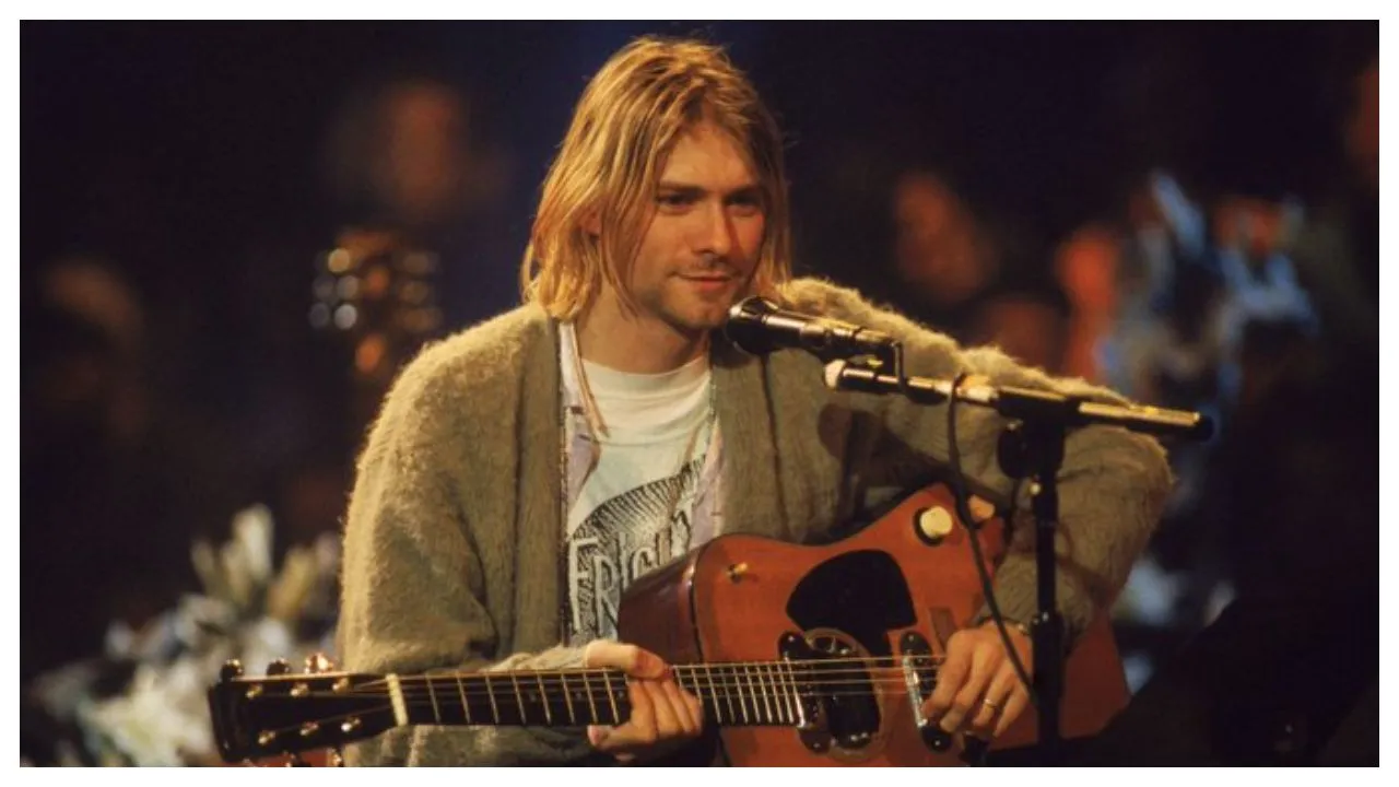 Kurt Cobainâ€™s â€˜MTV Unpluggedâ€™ Cardigan Sells At Auction For $334,000