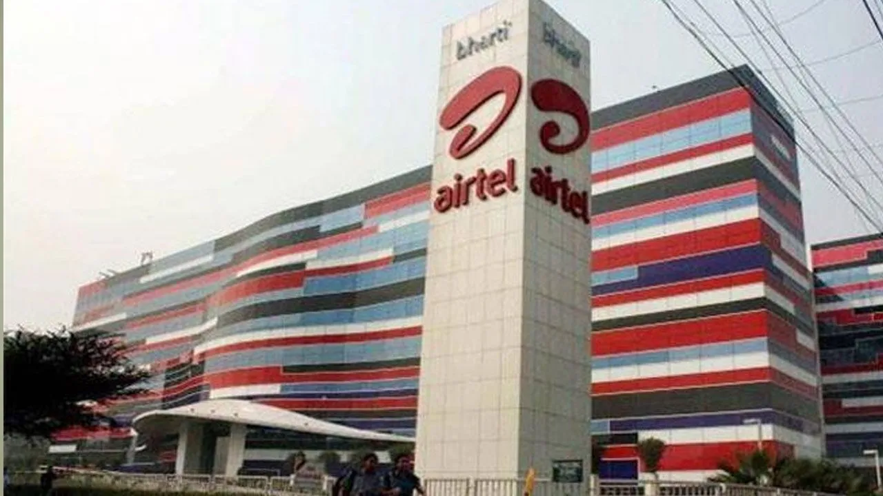 Bharti Airtel Reports Net Loss Of Rs 23,045 Crore In Its September Quarter