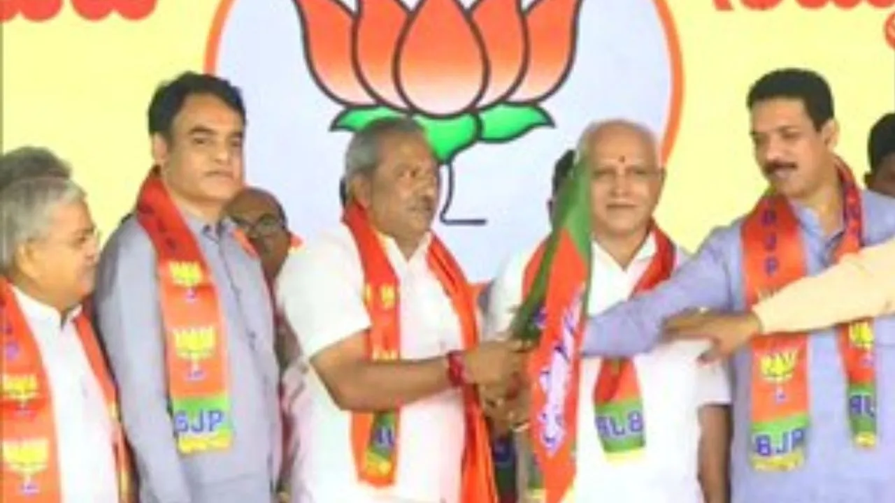 Karnataka: After Supreme Court Order, 16 Disqualified MLAs Join BJP 