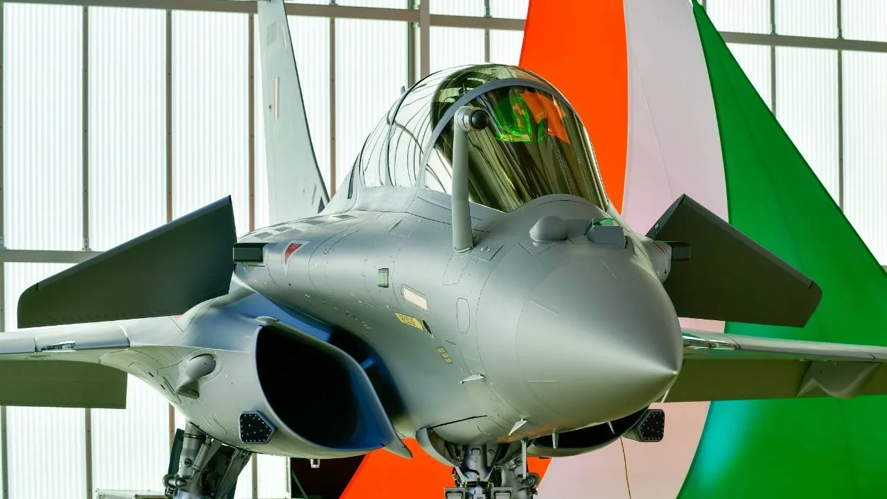 Rafale Verdict: Supreme Court Dismisses Review Plea, Upholds Modi Govt's Combat Jet Deal 