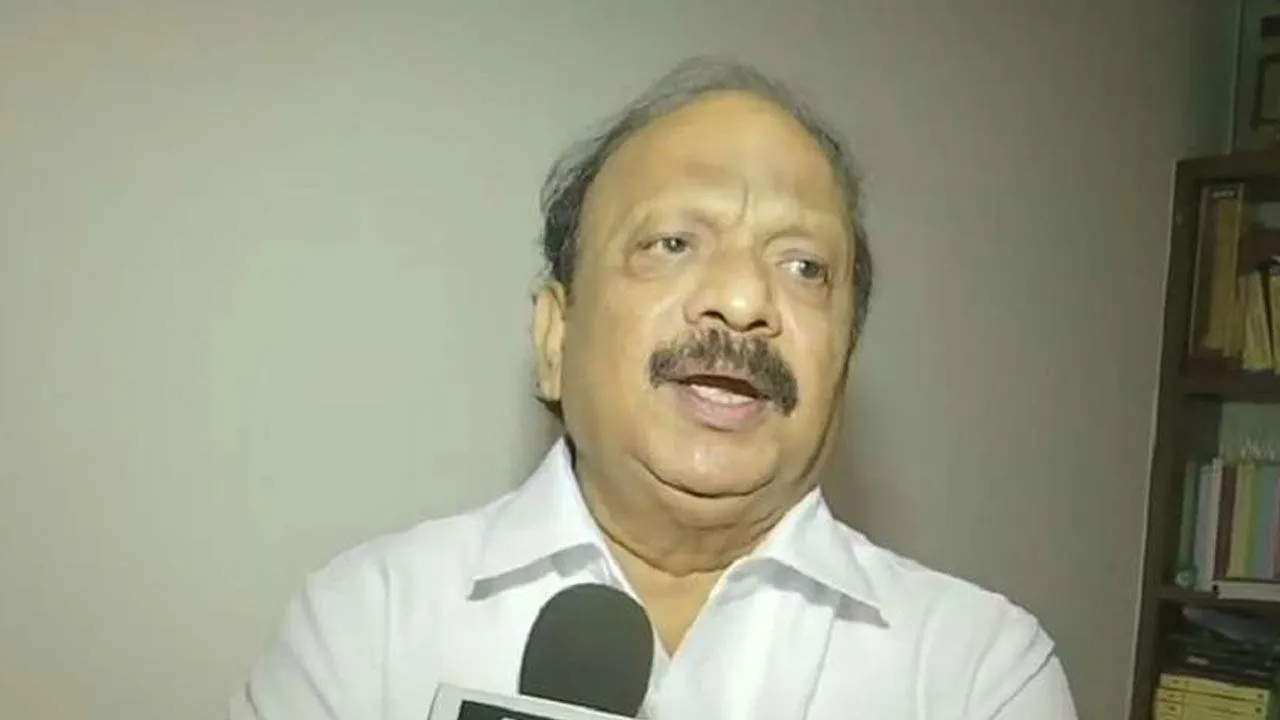 Karnataka Bypoll: BJP Denies Ticket To Congress Rebel Roshan Baig, Fields Sharavana From Shivajinagar 