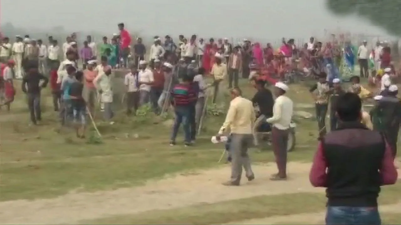 Watch: Clash Breaks Out Between Police, Farmers In Unnao