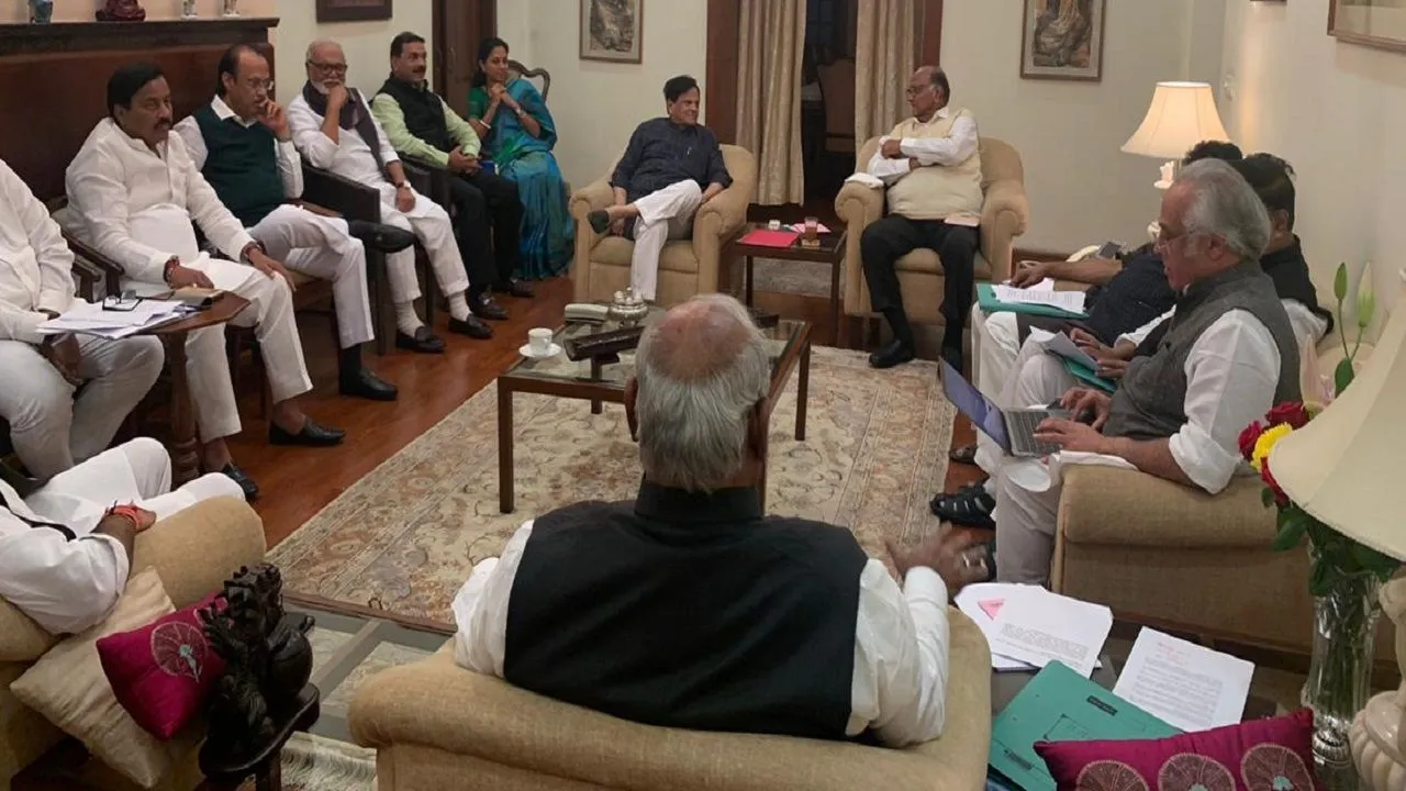 Congress-NCP Leaders Meet At Sharad Pawar's Residence For Second Time In A Day