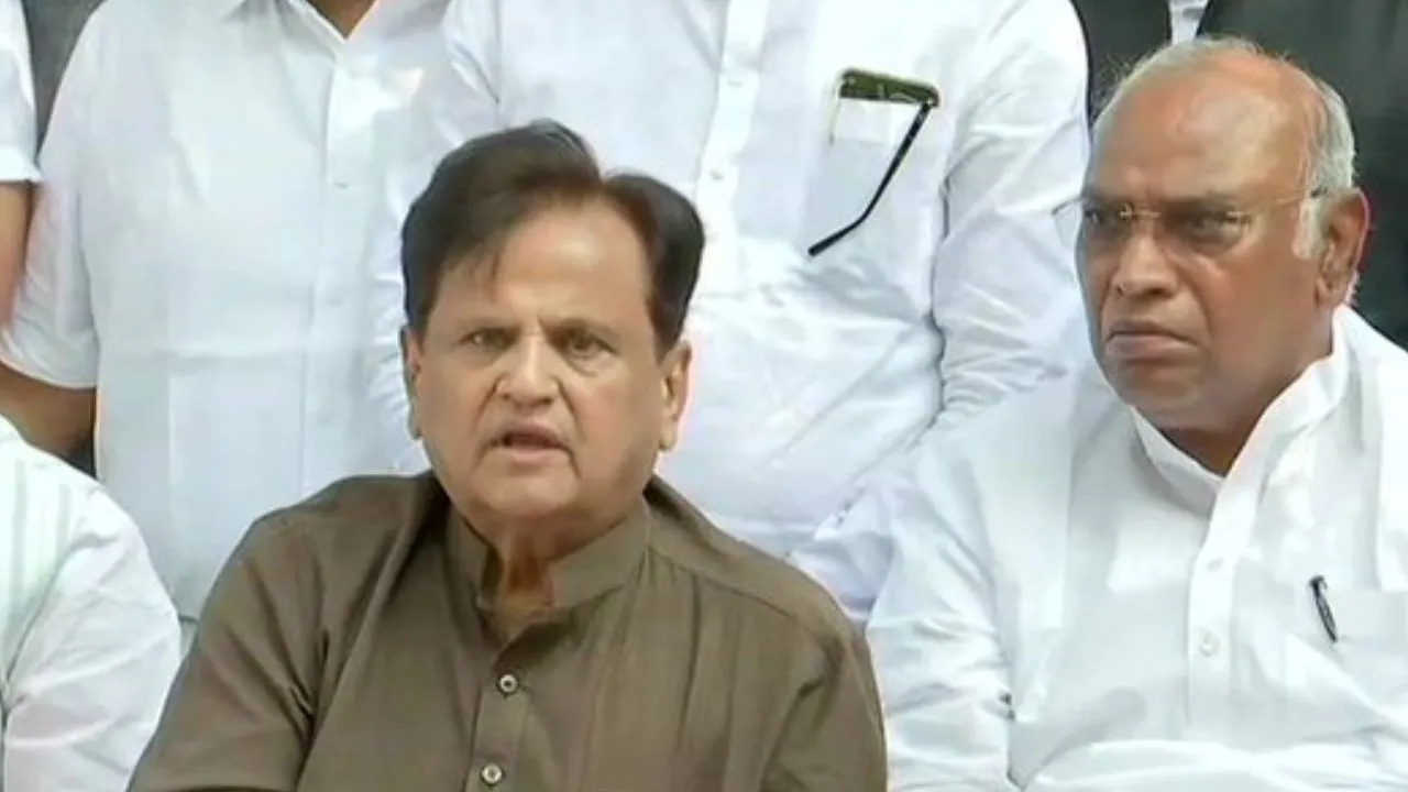 Democracy Stands 'Shattered', Black Day For Maharashtra: Congress On Swearing-In Of Fadnavis