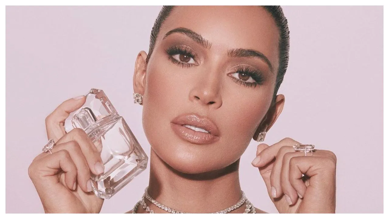 Wait, Kim Kardashianâ€™s Paris Robbery All Staged? Reality Star Explains â€˜Returnâ€™ Of Stolen Engagement Ring