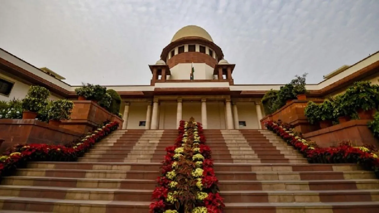 Maharashtra: What Does Shiv Sena-NCP-Congress Plea Before Supreme Court Say?