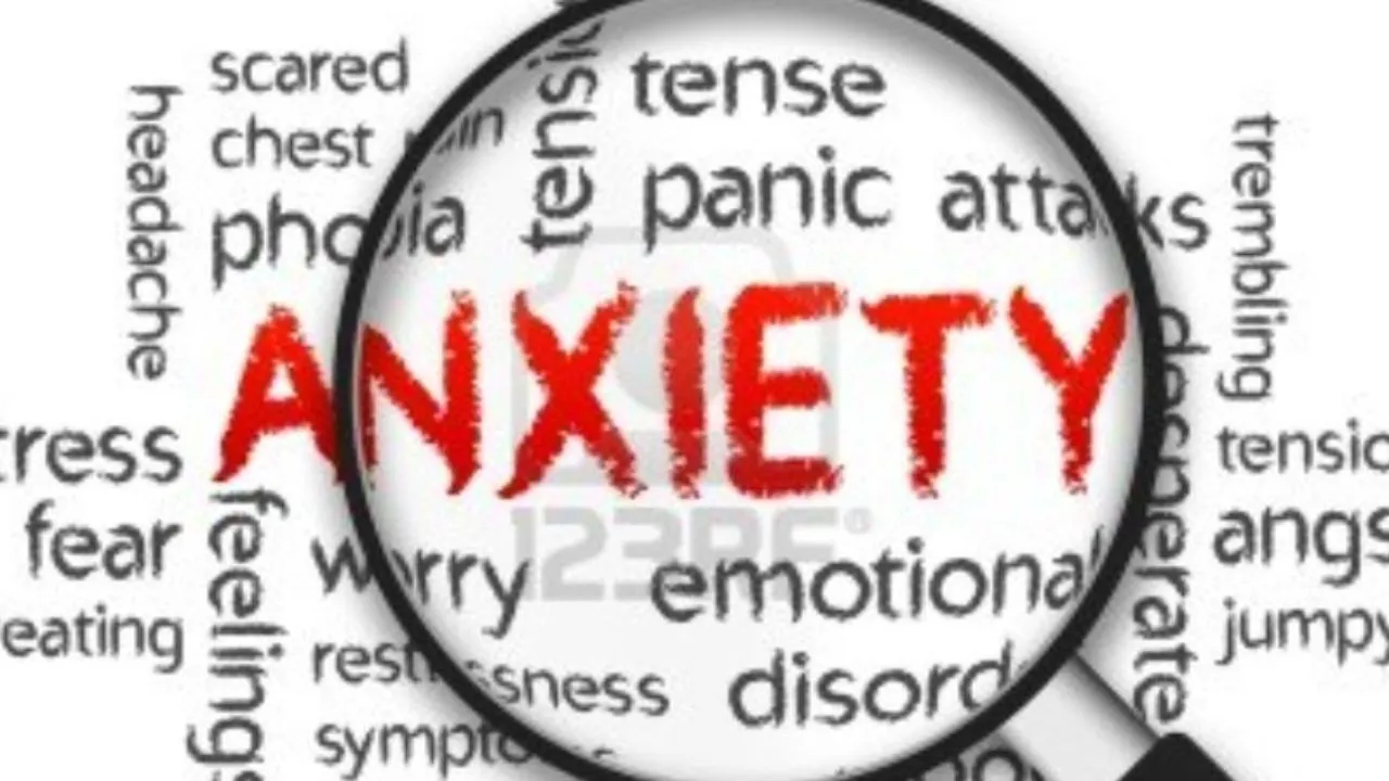 Social Media Use Linked To Anxiety Among Teens, Claims Study
