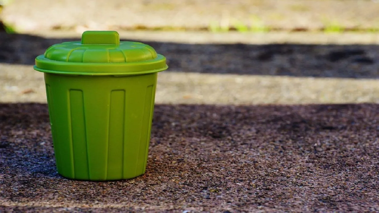 Jaipur Students Invent 'Smart Trash Collector'