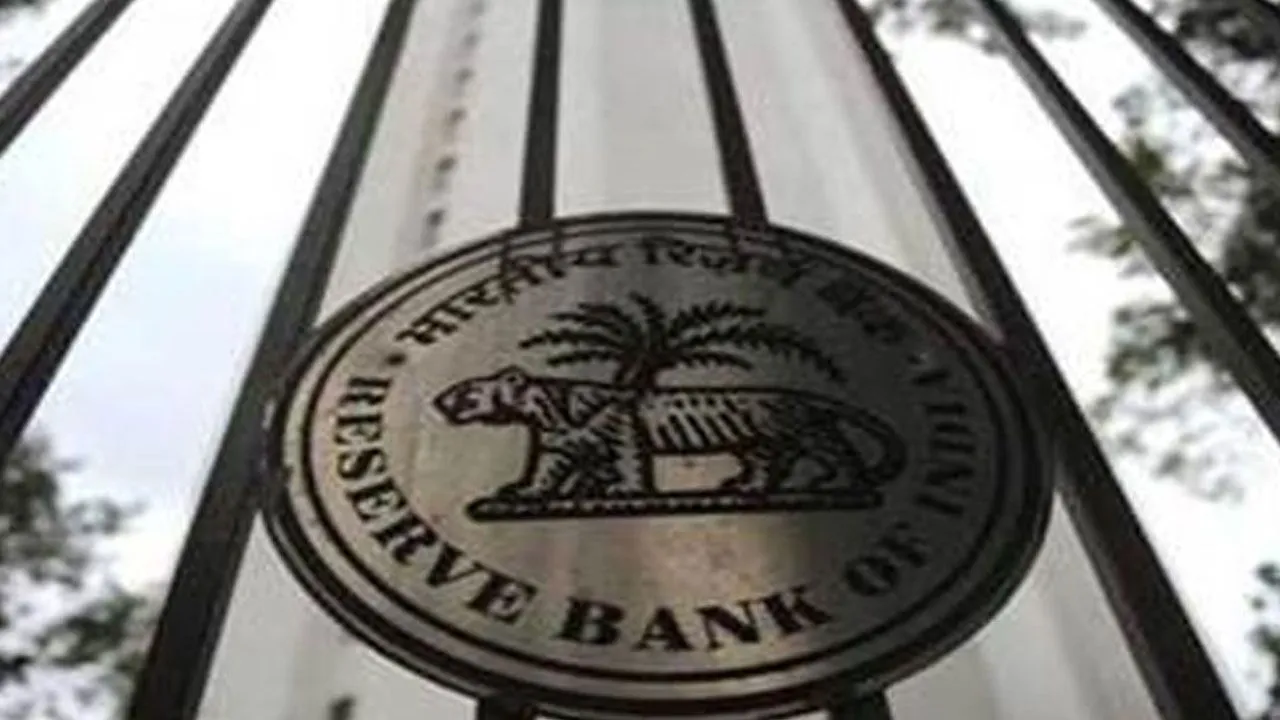 RBI Imposes Rs 25 Lakh Fine On Andhra Bank For Violating KYC Norms