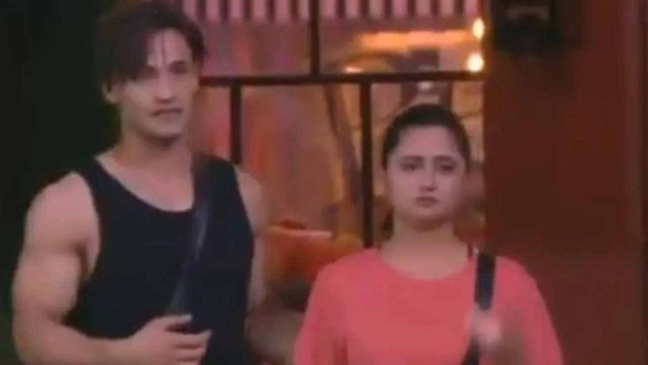 Bigg Boss 13: Rashami Desai Suffers Hairline Fracture During Task, Wants To Quit The Show
