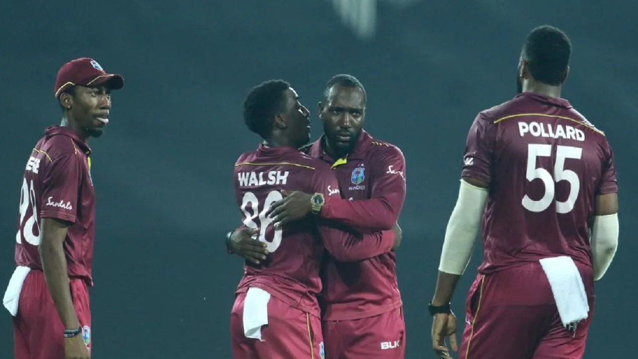 'People, My Father Is Not Courtney Walsh' - Hayden Walsh's Hilarious Comment After Haul Of 2/28