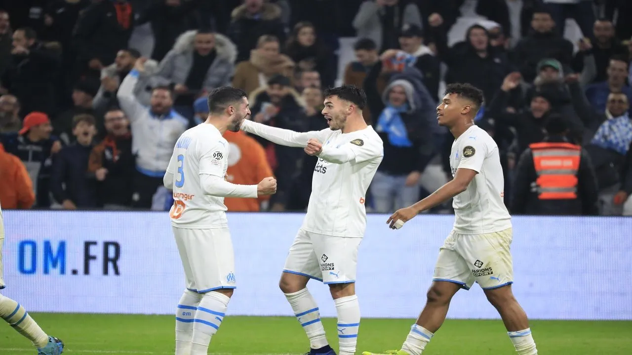 Marseille Win Sixth Straight Game, Keep Pace With Paris Saint-Germain In Ligue 1