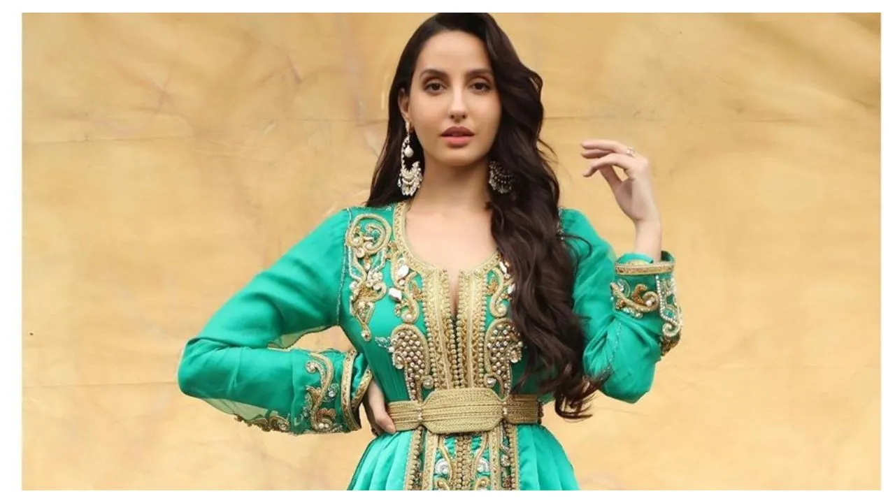 Nora Fatehi Brings Her Moroccan Roots At â€˜Star Screen Awardsâ€™ In Gorgeous Ocean Blue Dress, Check Out Pic