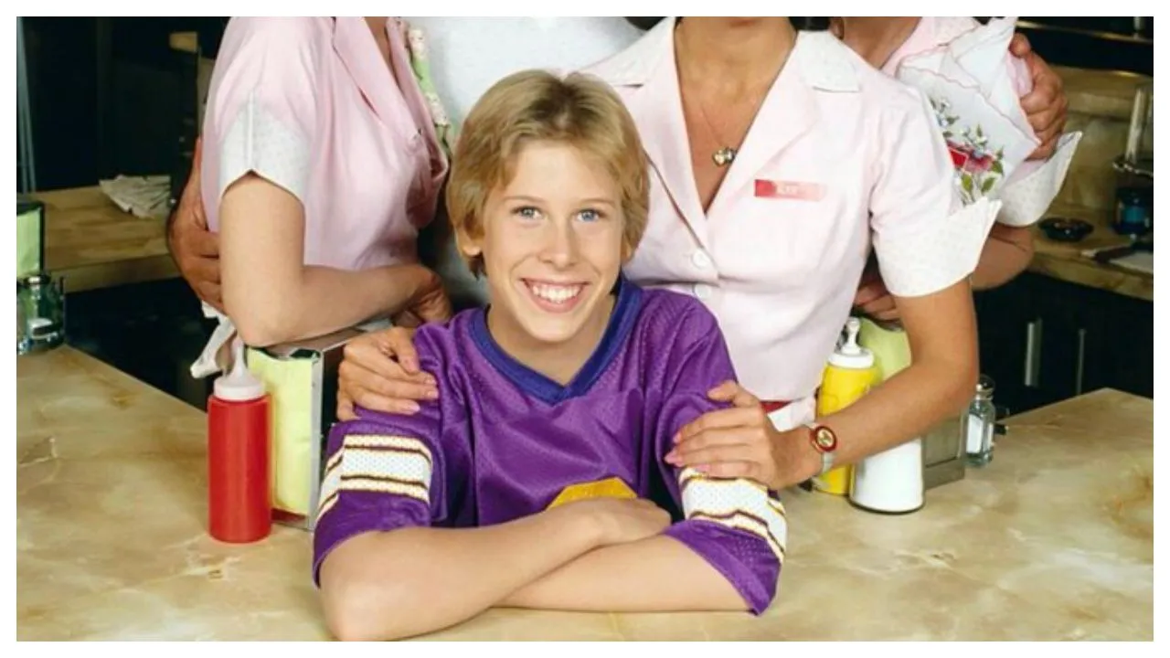 'Alice' Child Star Philip McKeon Passes Away At 55
