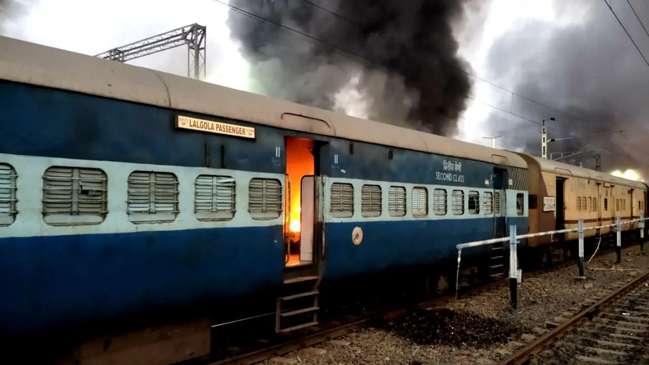 Citizenship Act Protests: One More Death In Assam, Trains-Buses Torched In West Bengal 